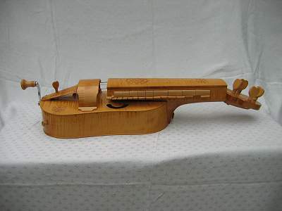 Aachener Hurdy Gurdy by Chris Allen and Sabina Kormylo
