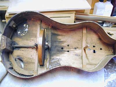 Internal view of Colson Hurdy Gurdy