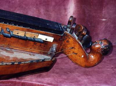 Head detail of Colson Hurdy Gurdy